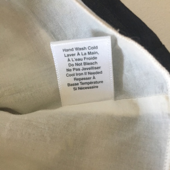 Kimchi Blue Floral Skater Skirt Sz 1 - Picture 4 of 7